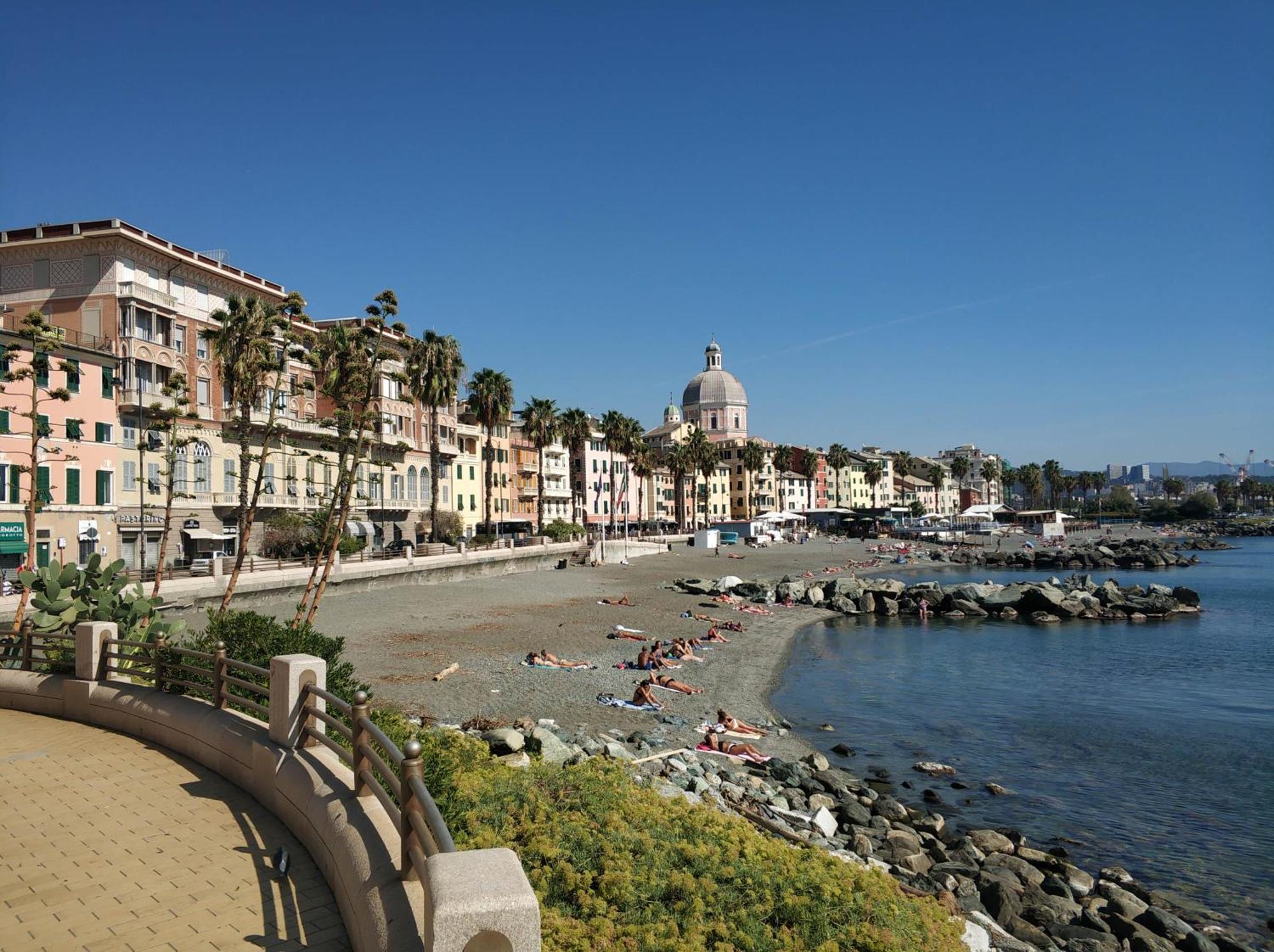 Appartamento Del Porticciolo Генуя Экстерьер фото