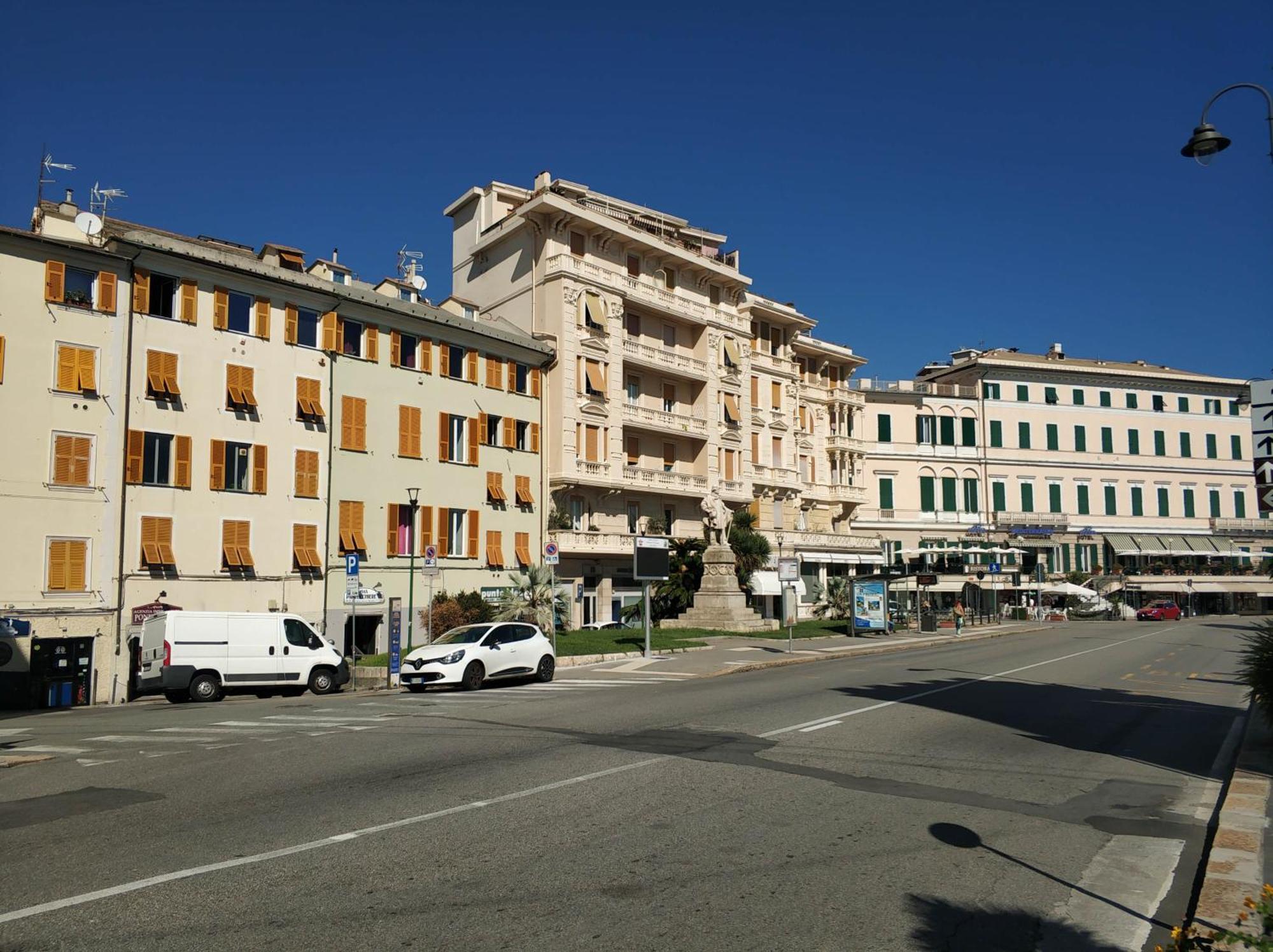 Appartamento Del Porticciolo Генуя Экстерьер фото